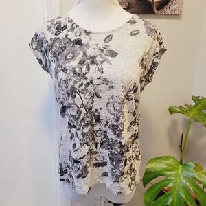 Cynthia Rowley 100% Linen Gray Black Floral Cap Sleeves Top Fits S/M Lightweight